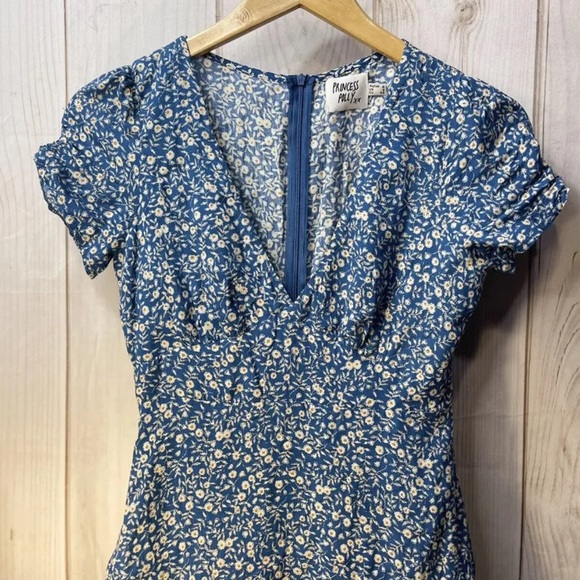 Princess Polly Mini Summer Dress - Picture 2 of 5